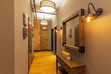 Hip Urban Loft-Small Town Charm-124 Lofts #2 West Dundee Εξωτερικό φωτογραφία